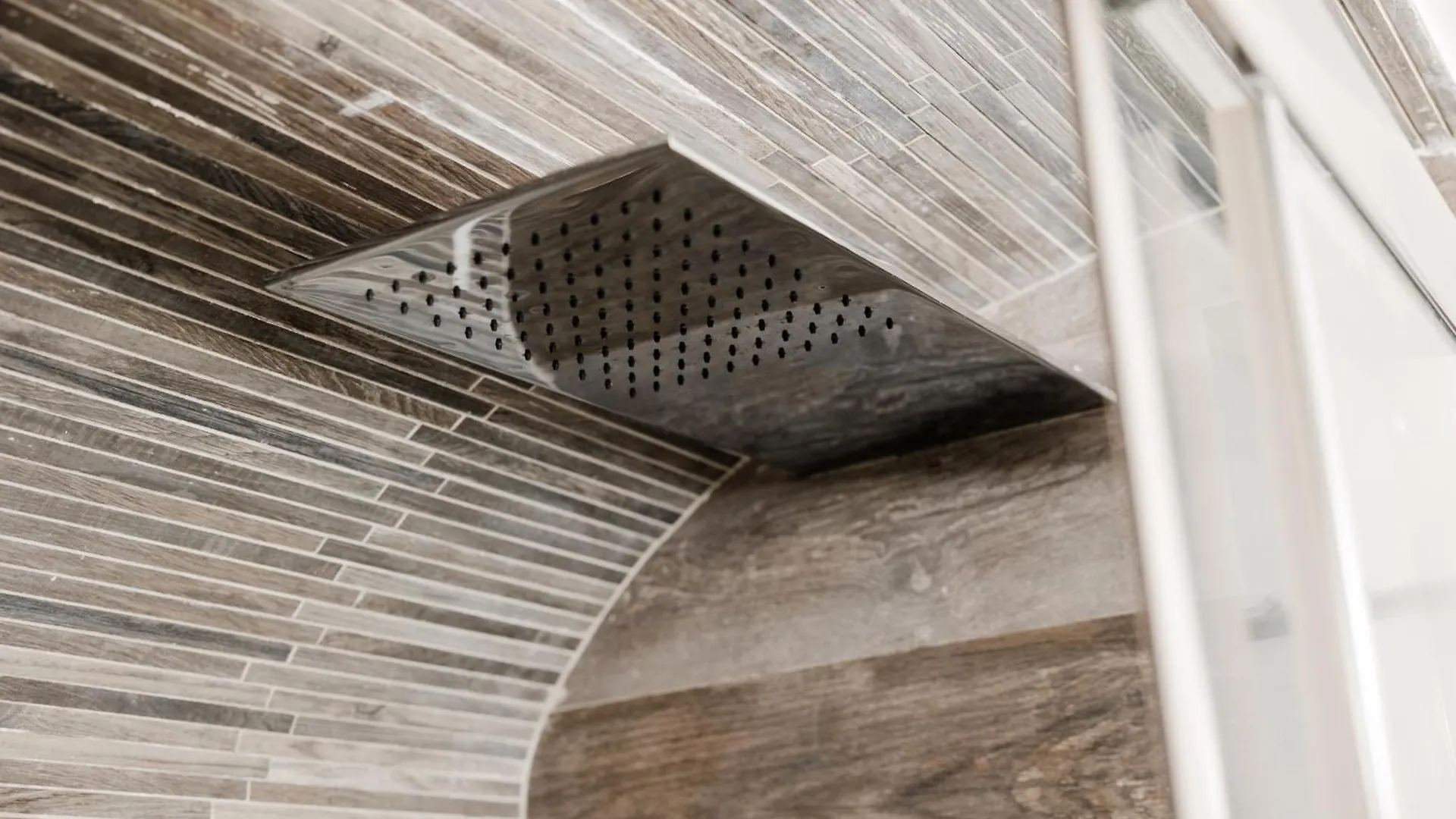 Domus Lxvii Monti Apartment Rome